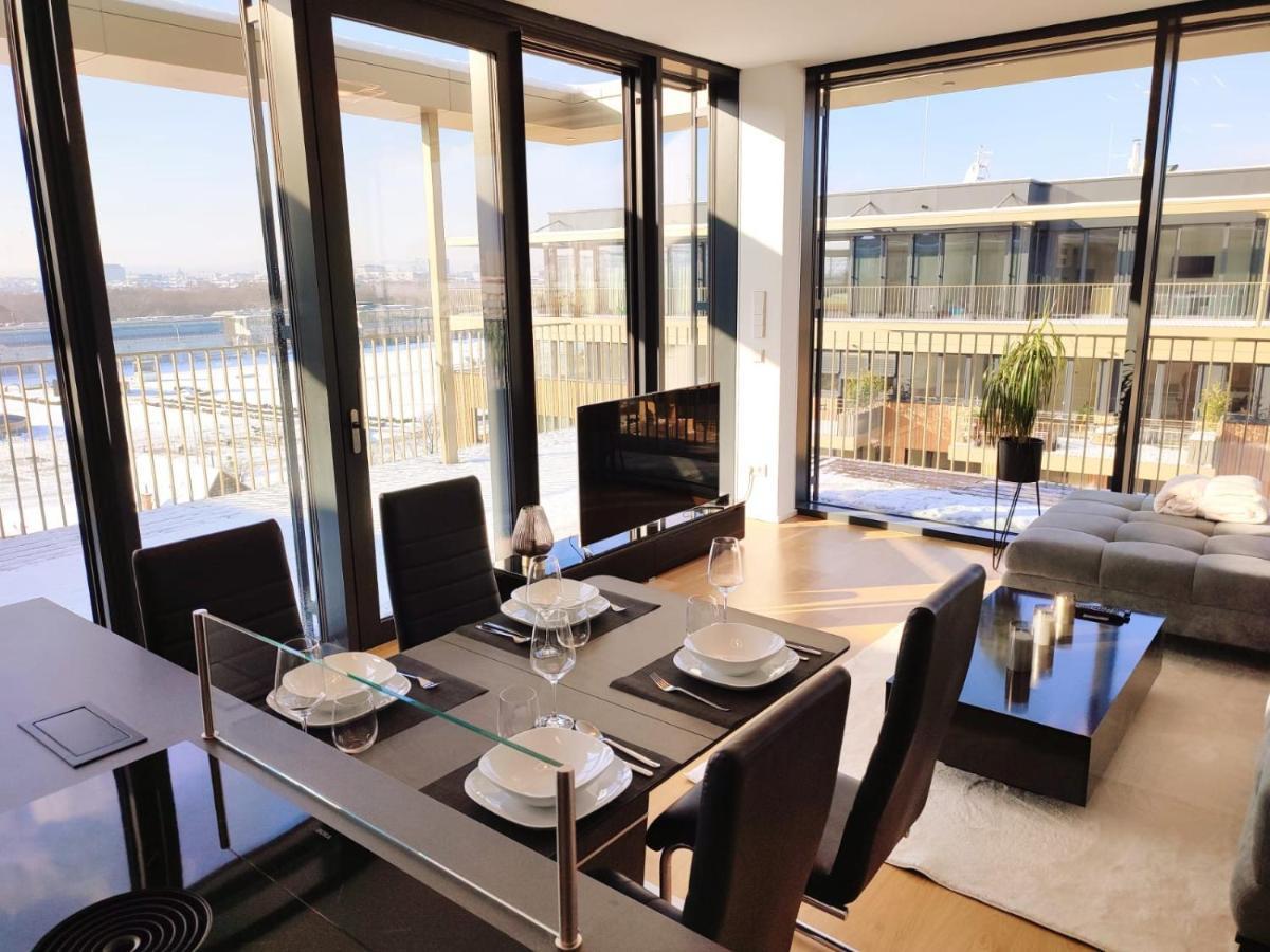 Panorama Apartment Vienna - Free Parking, Sauna & Fitness Bagian luar foto