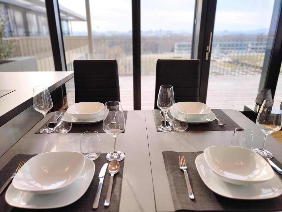 Panorama Apartment Vienna - Free Parking, Sauna & Fitness Bagian luar foto