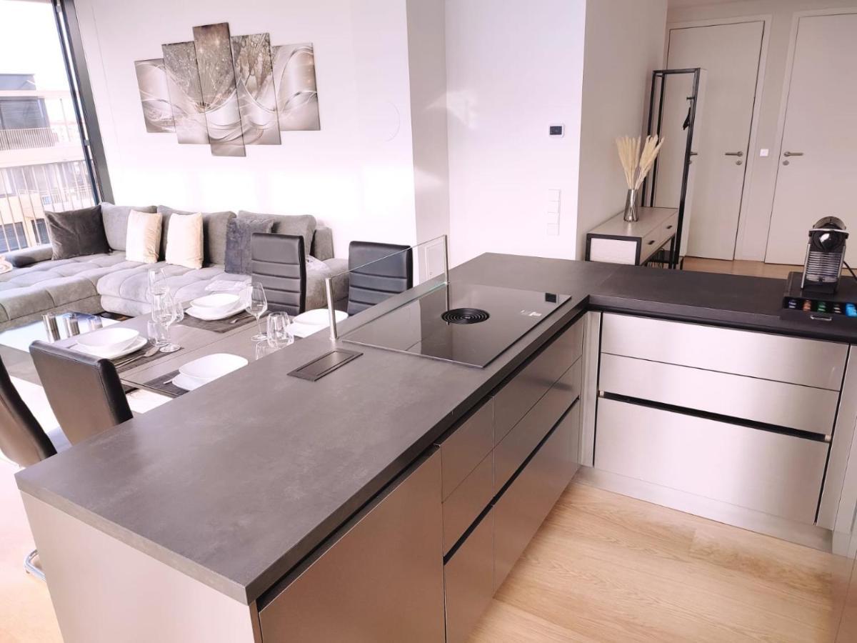 Panorama Apartment Vienna - Free Parking, Sauna & Fitness Bagian luar foto