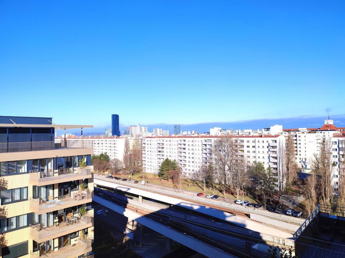 Panorama Apartment Vienna - Free Parking, Sauna & Fitness Bagian luar foto